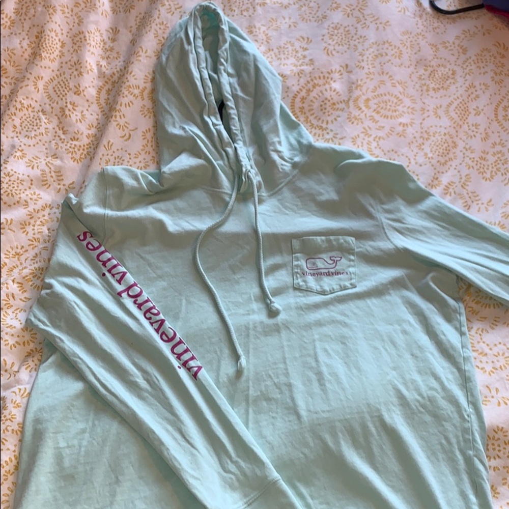 Vinyard vines hoodie